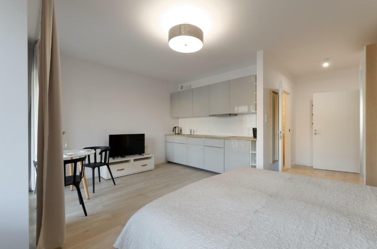 Apple Green Apartments Poznań Eksteriør billede